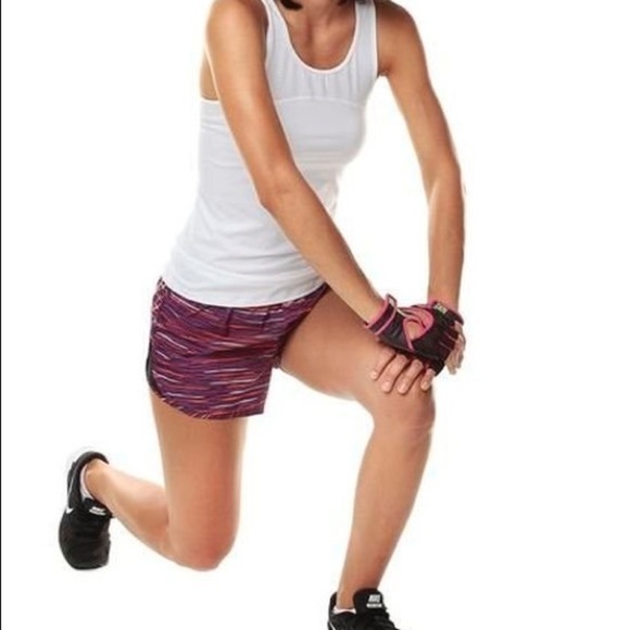 Nike Women's Equilibrium Modern Tempo Shorts Purple size S - Picture 3 of 11